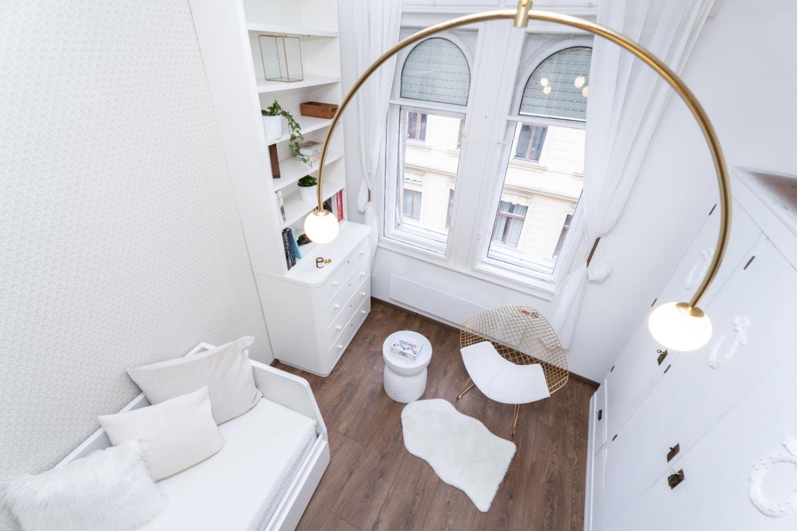 Apartment B46 Brody *